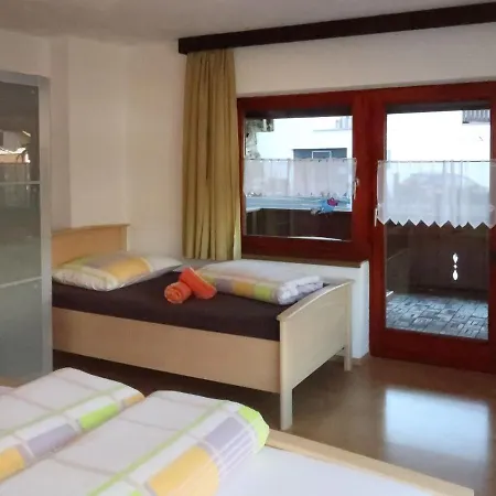 Zechner-3 By Interhome Apartmán *